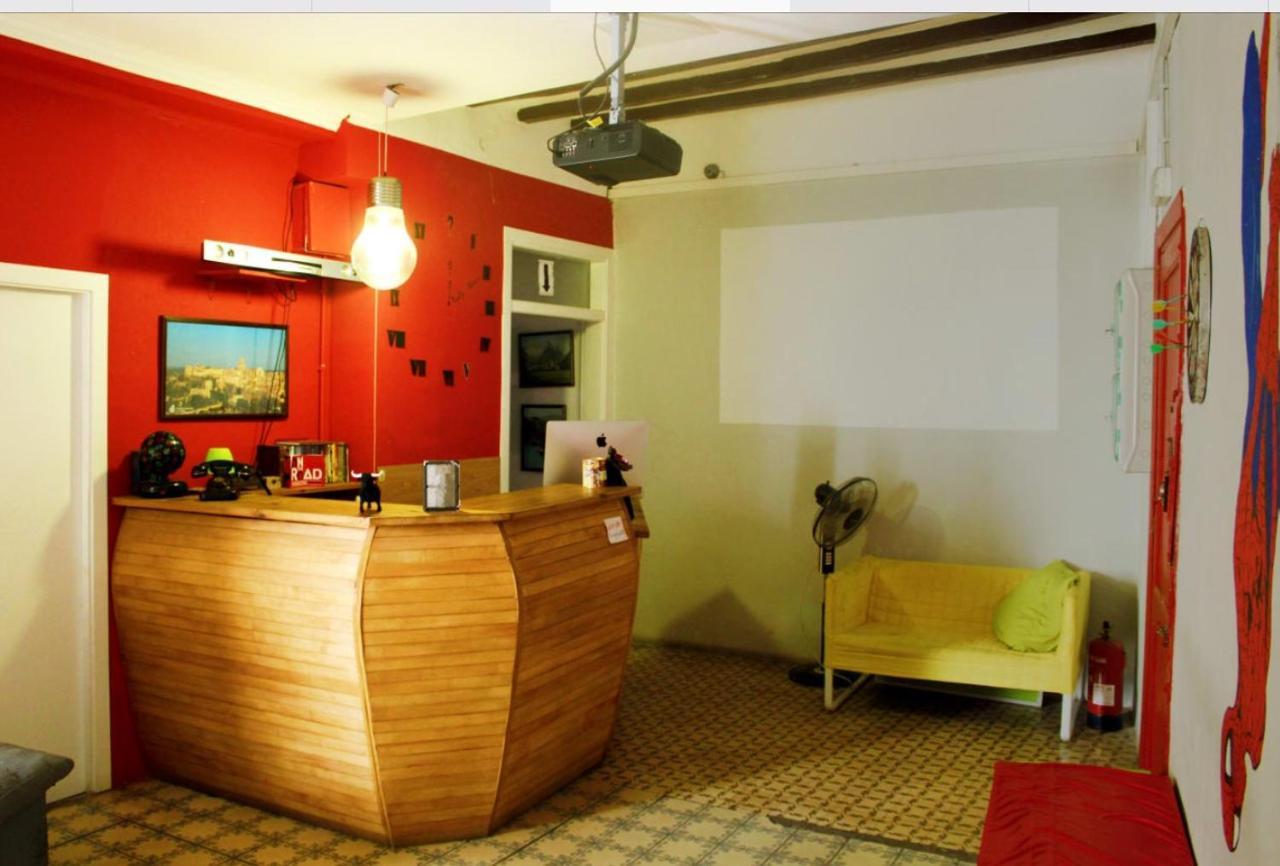 La Nau Rooms Tarragona Bagian luar foto